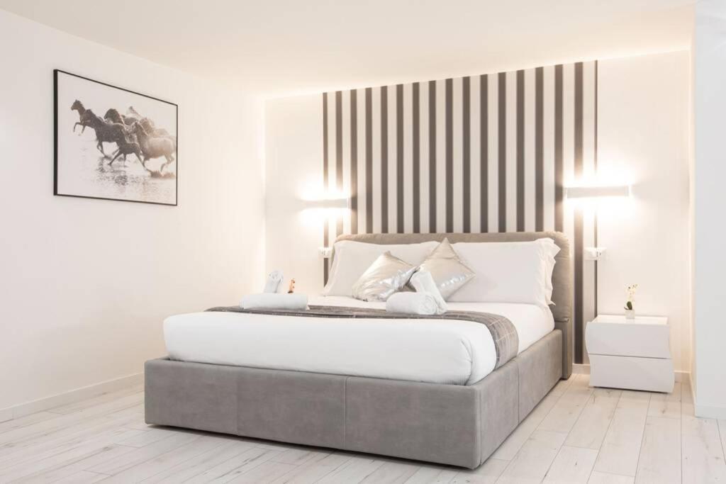 Unforgettable Split Level Jacuzzi Suite Navona - Top Collection 罗马 外观 照片