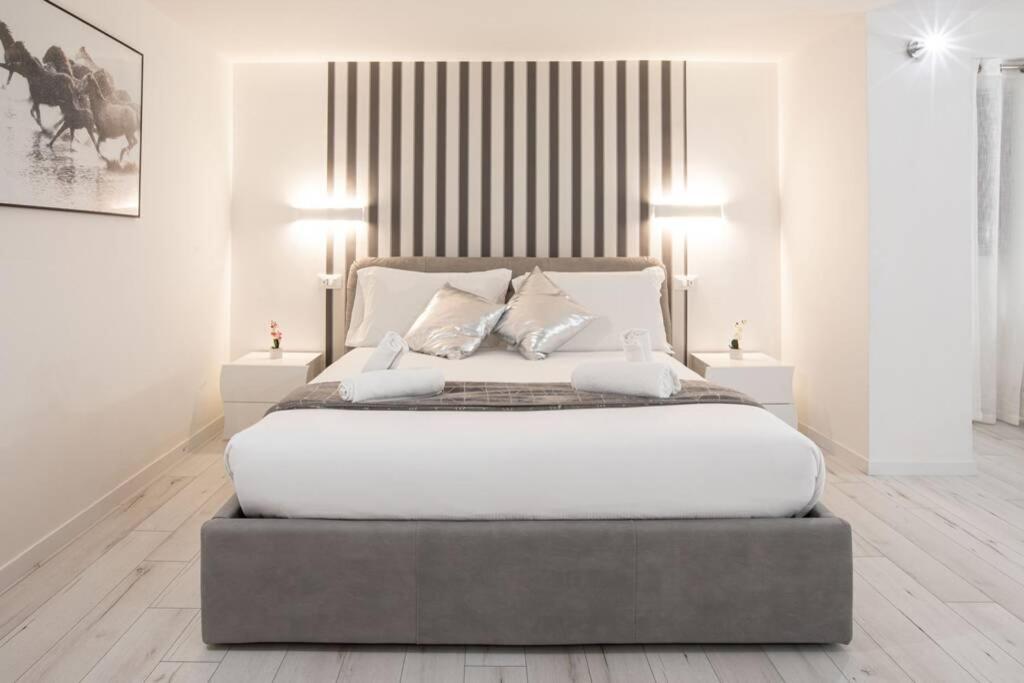 Unforgettable Split Level Jacuzzi Suite Navona - Top Collection 罗马 外观 照片
